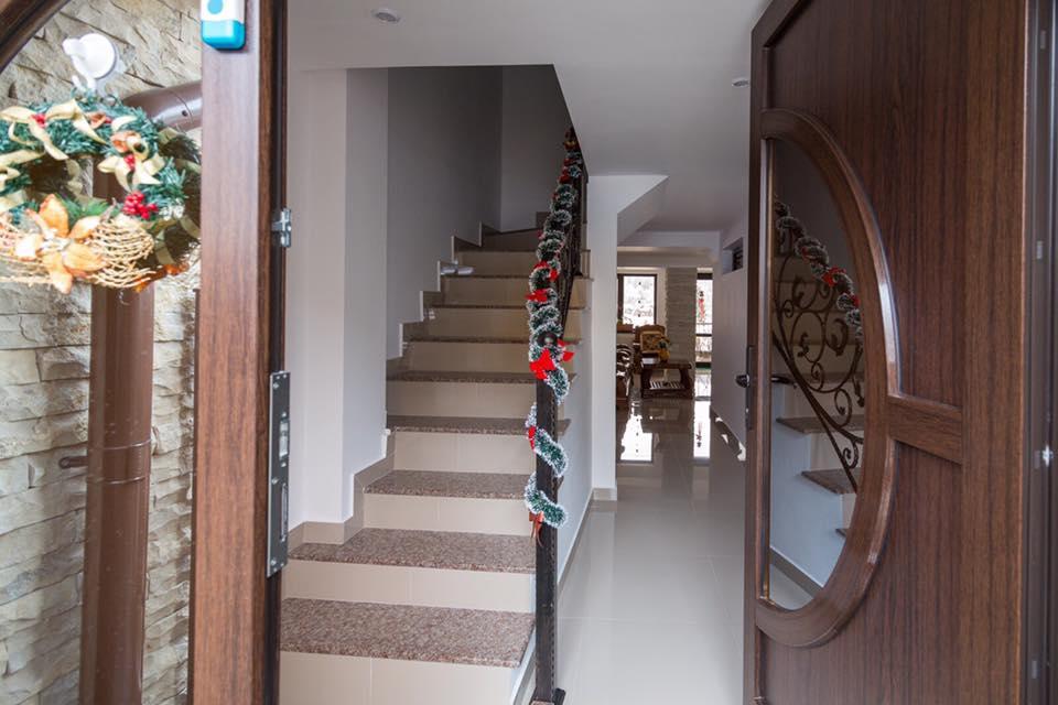 Casa Lazar Hotel Buşteni Exterior foto